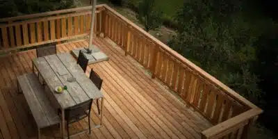 À qui faire appel pour rénover votre terrasse ?